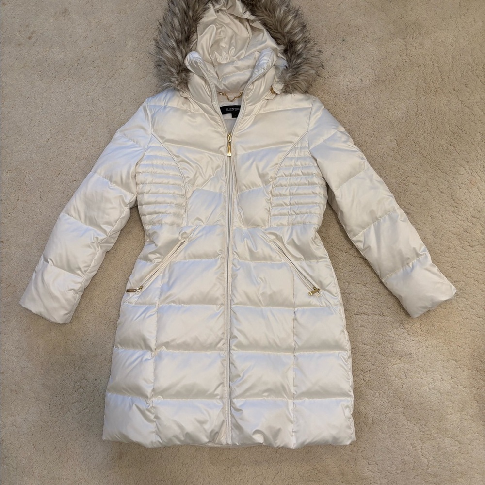 Women's White Quilted Coat with Faux Fur Hood; Ellen Tracy